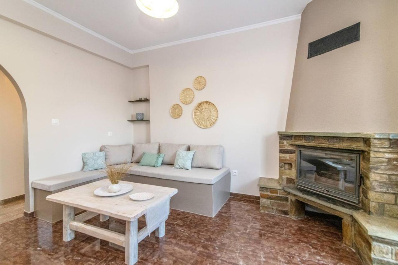 Θἔρως Tinos Exterior foto